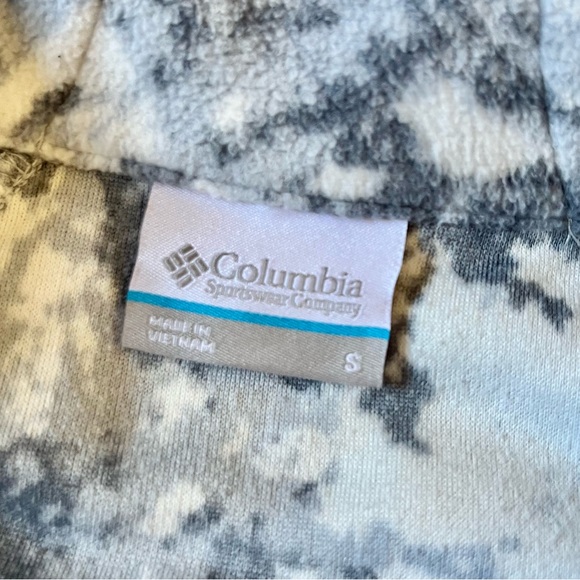 Columbia Gray and White Pattern 1/4 Zip Fleece Pullover small - Picture 2 of 7